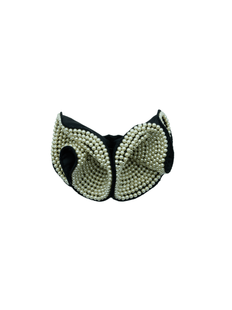 Sort Custommade Broche Med Perler OS Custommade