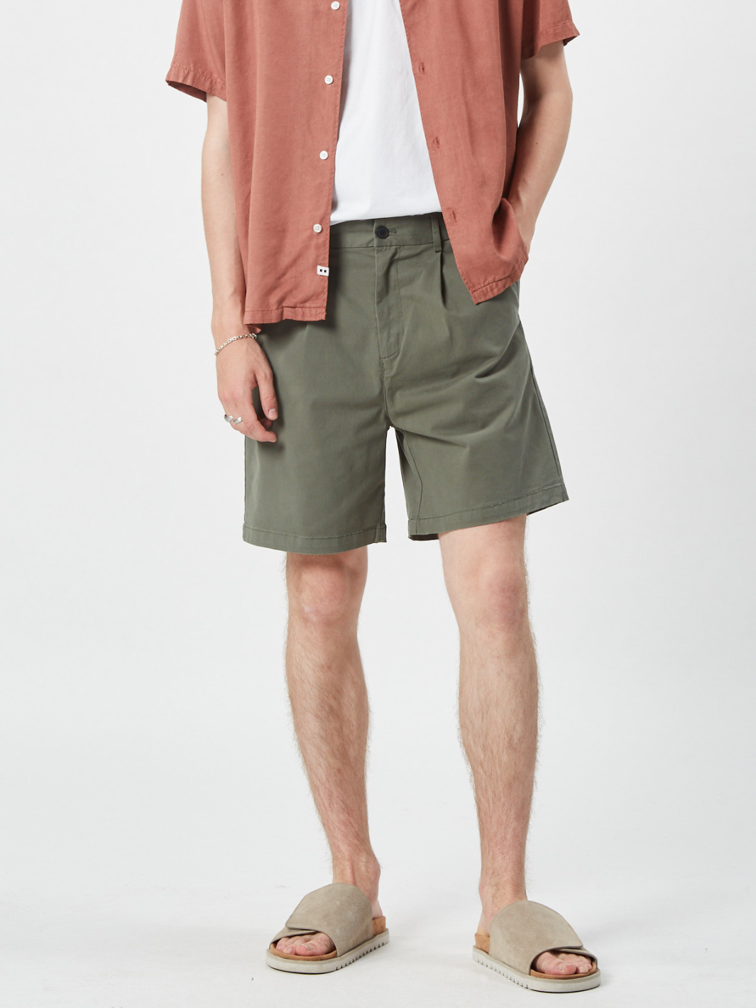 Army Green Bratto Mini Shorts för män