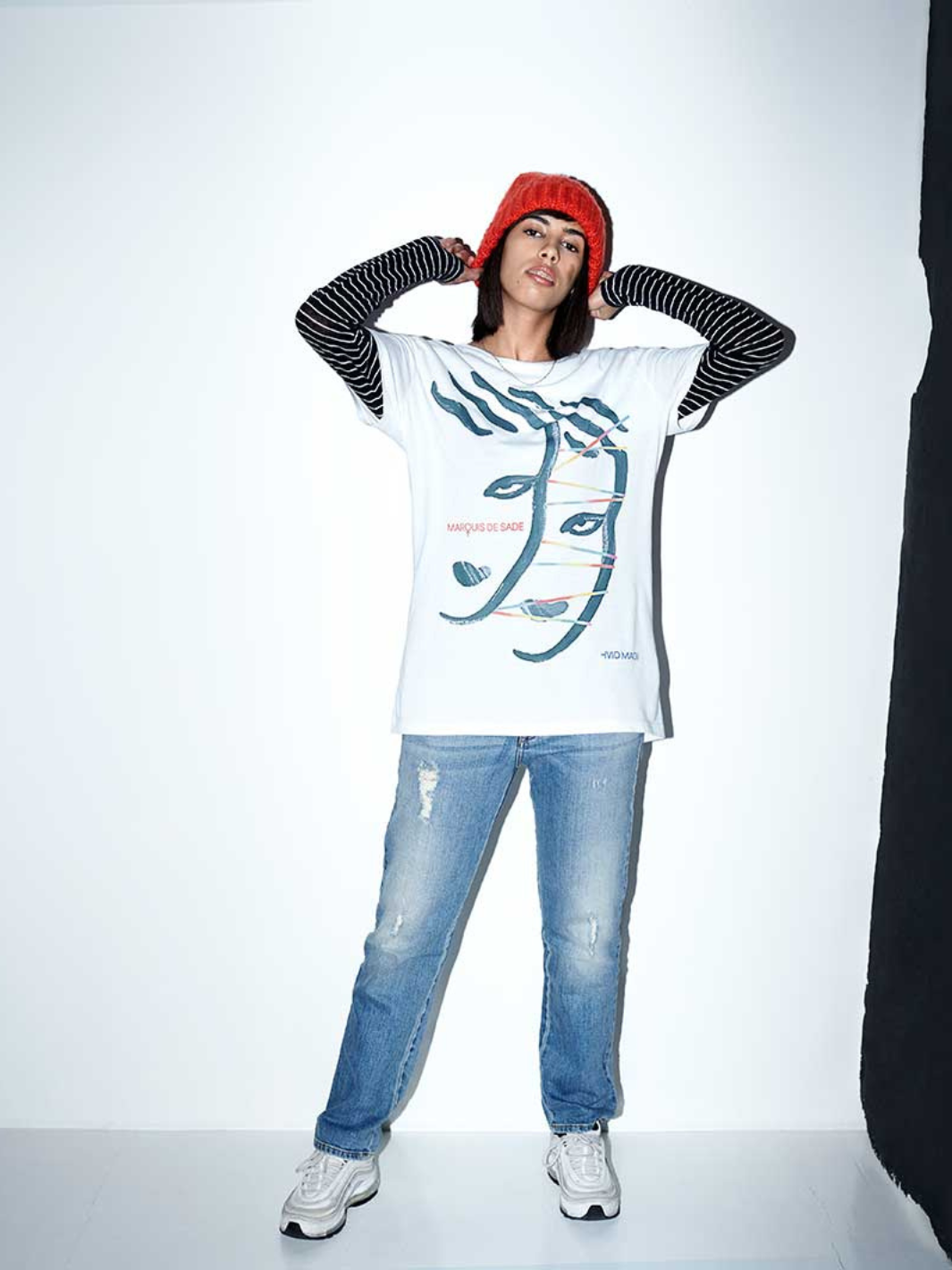 White Icon Women's Anne Linnet "White Magic" T-shirt