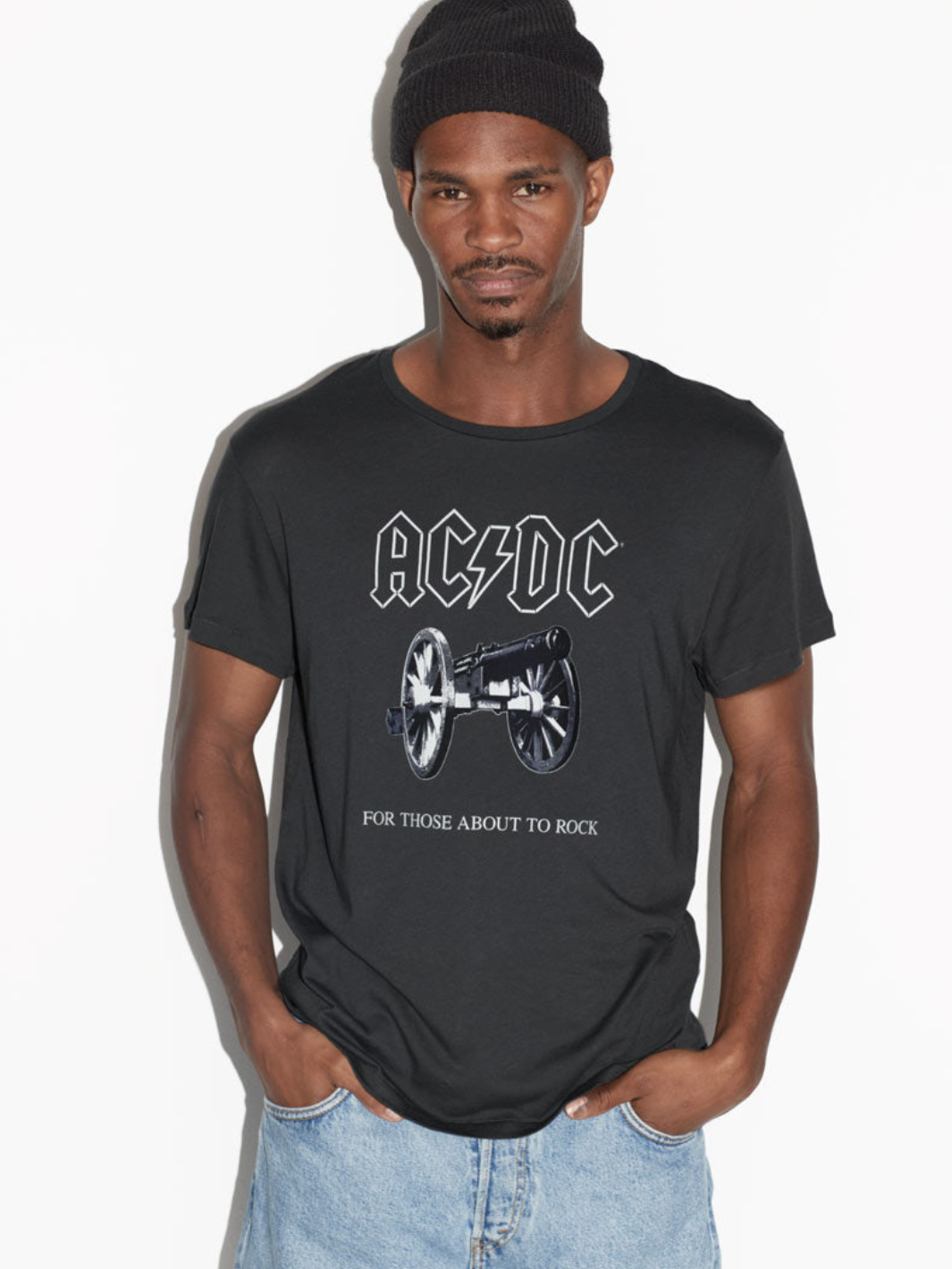 Charcoal Men's Icon AC/DC "For They About to Rock" Slim T-shirt