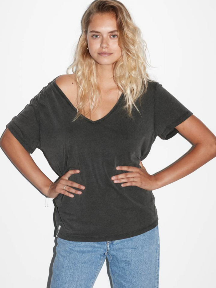 Icôn Basic Oversize T-shirt med V-ringad dam