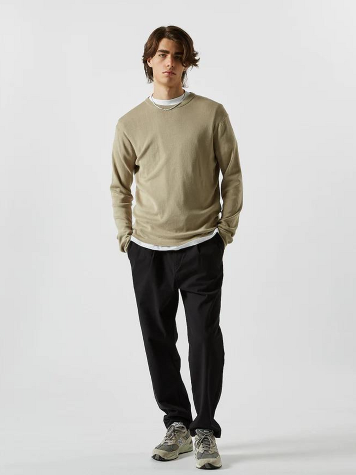 Khaki Yason Herrstickat från Minimum