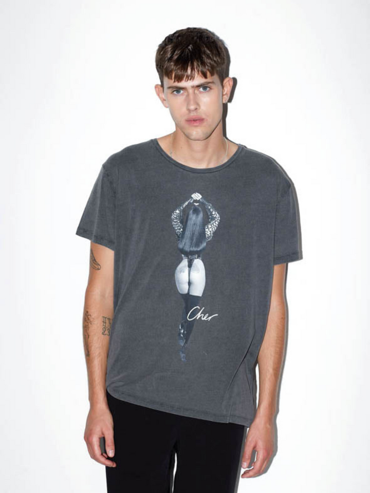 Charcoal Icôn Cher Poze T-shirt för män