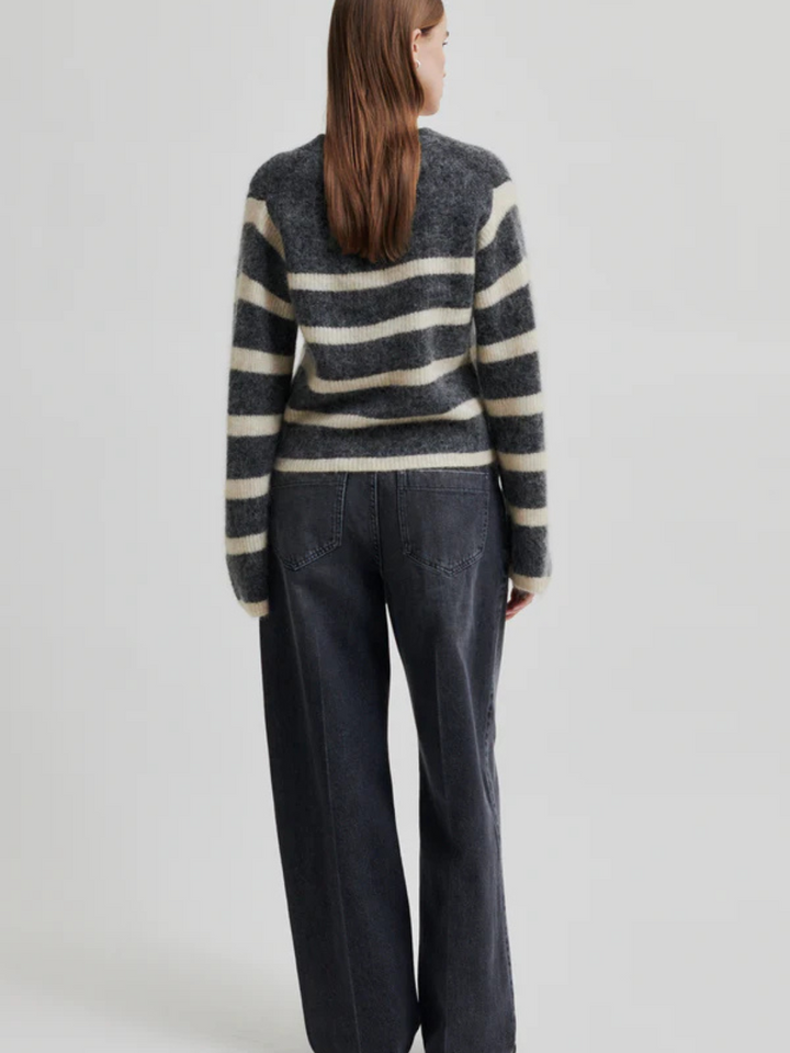 Kolgrå randig andra kvinnlig Ovalis stickad cardigan