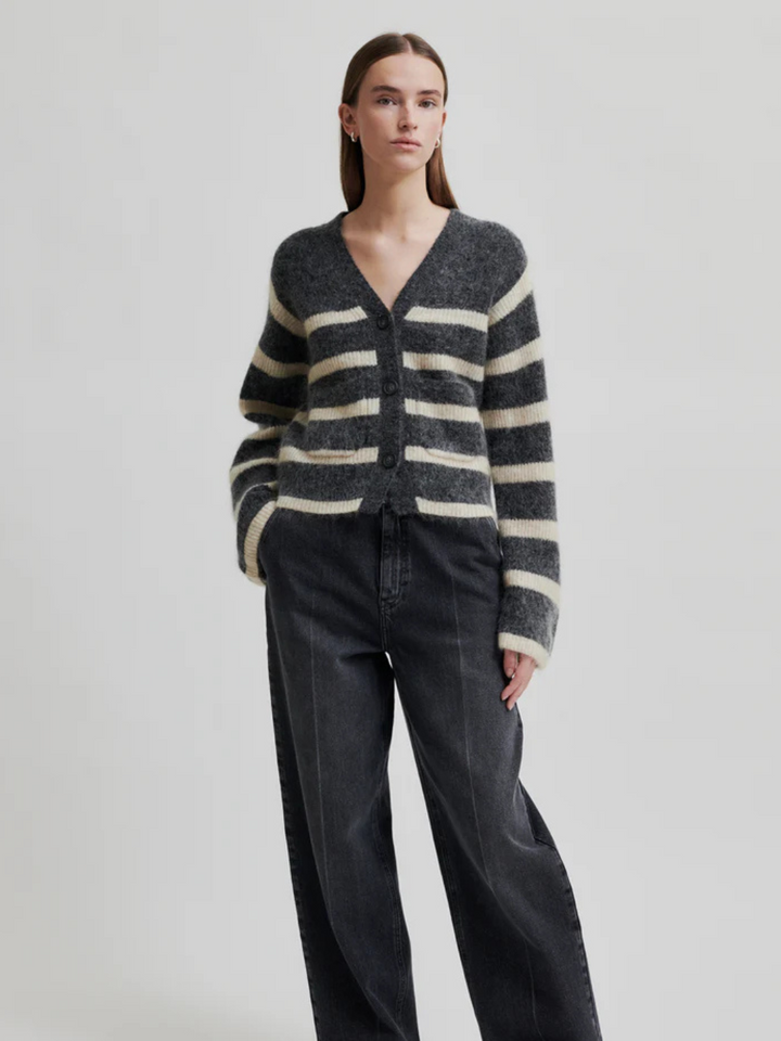Kolgrå randig andra kvinnlig Ovalis stickad cardigan