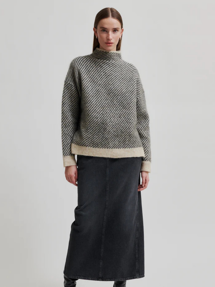 Offwhite - Svart Second Female Capella Stick