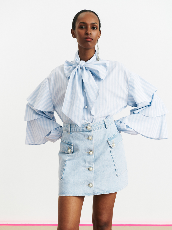 Riana Custommade kjol tillverkad i ljus denim