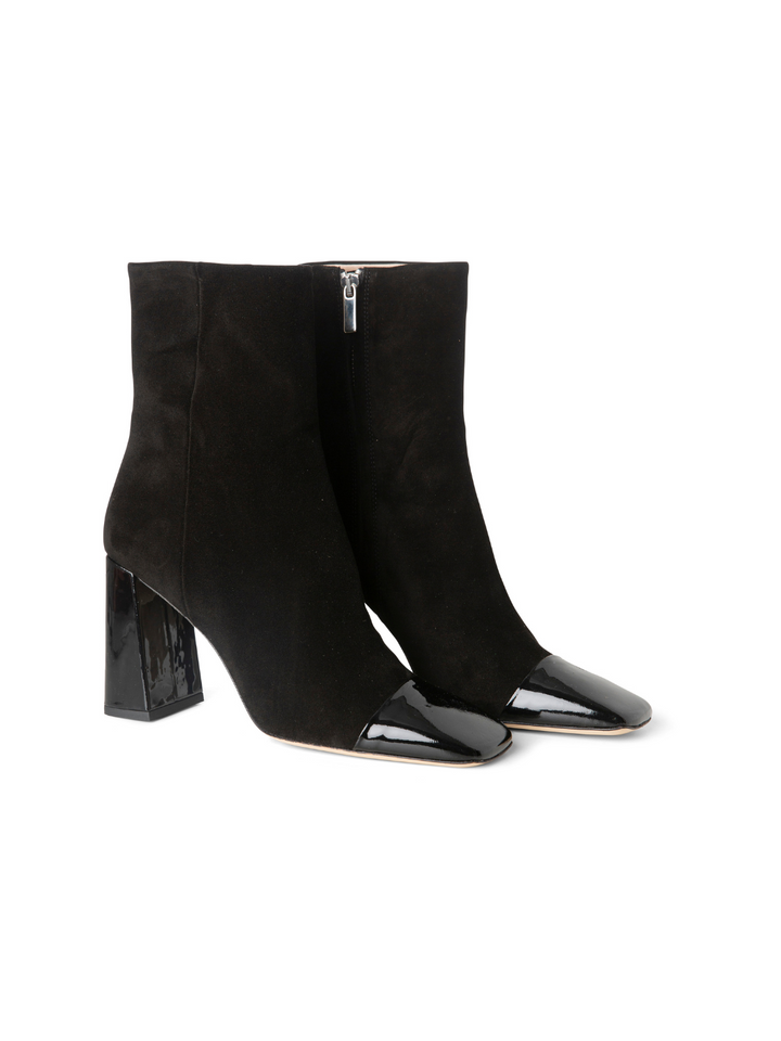 Svart mellanlång Custommade Amelia Boot i mocka