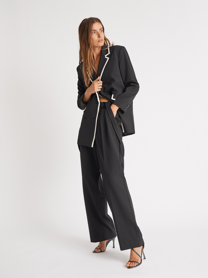 Svart Oversized Falippa Custommade Blazer