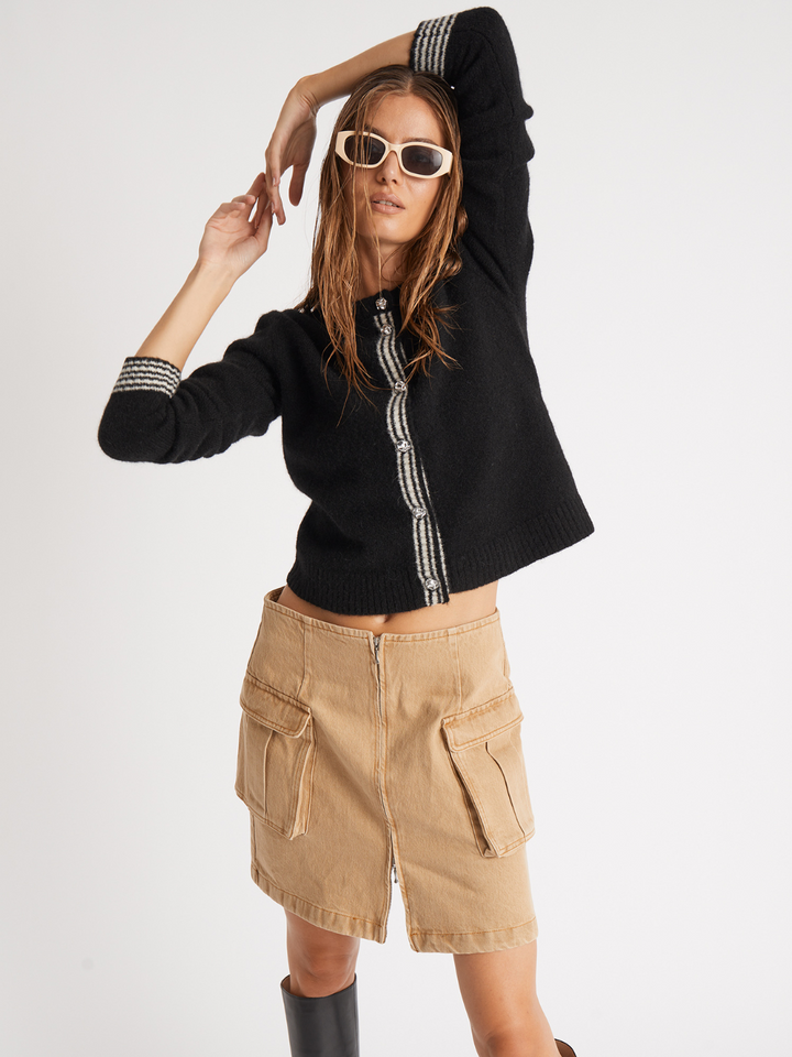 Svart Valencia Custommade Stickatd Cardigan