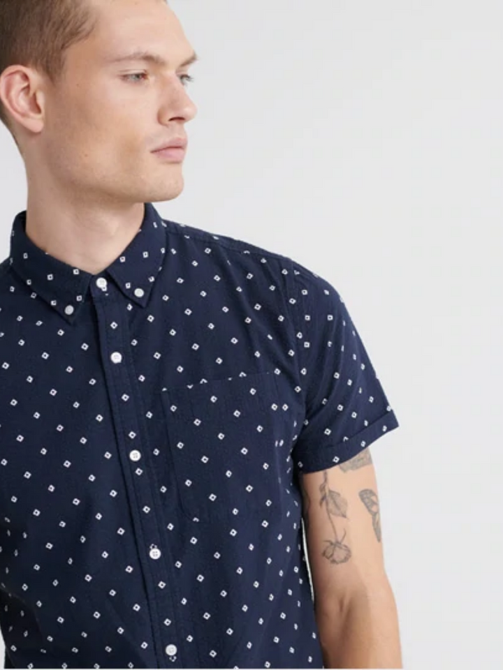 Marinblå kortärmad Superdry skjorta