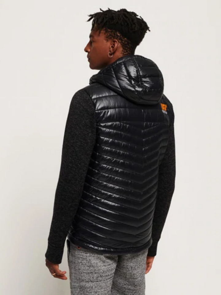 Svart Superdry Storm Hybrid jacka med stickade ärmar