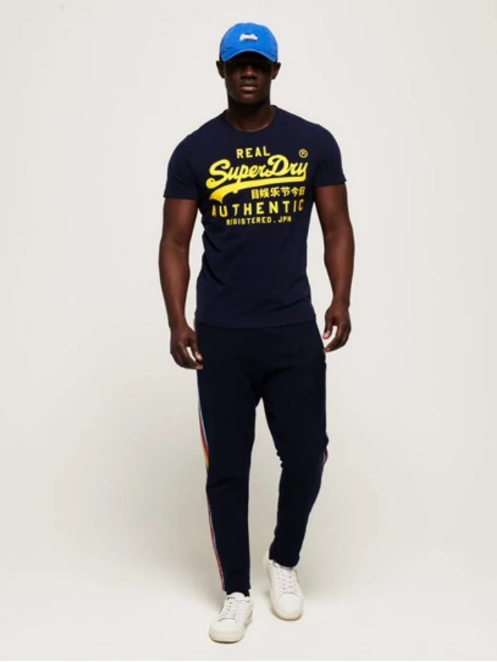 Marinblå Superdry T-shirt med gul logotyp