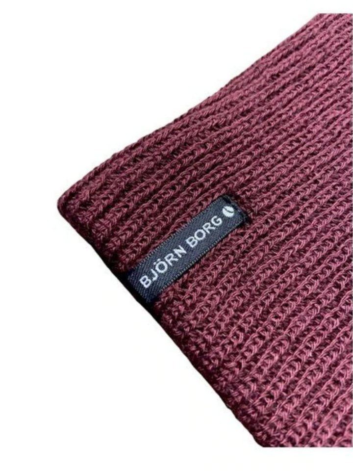 Bordeaux stickad Björn Borg mössa