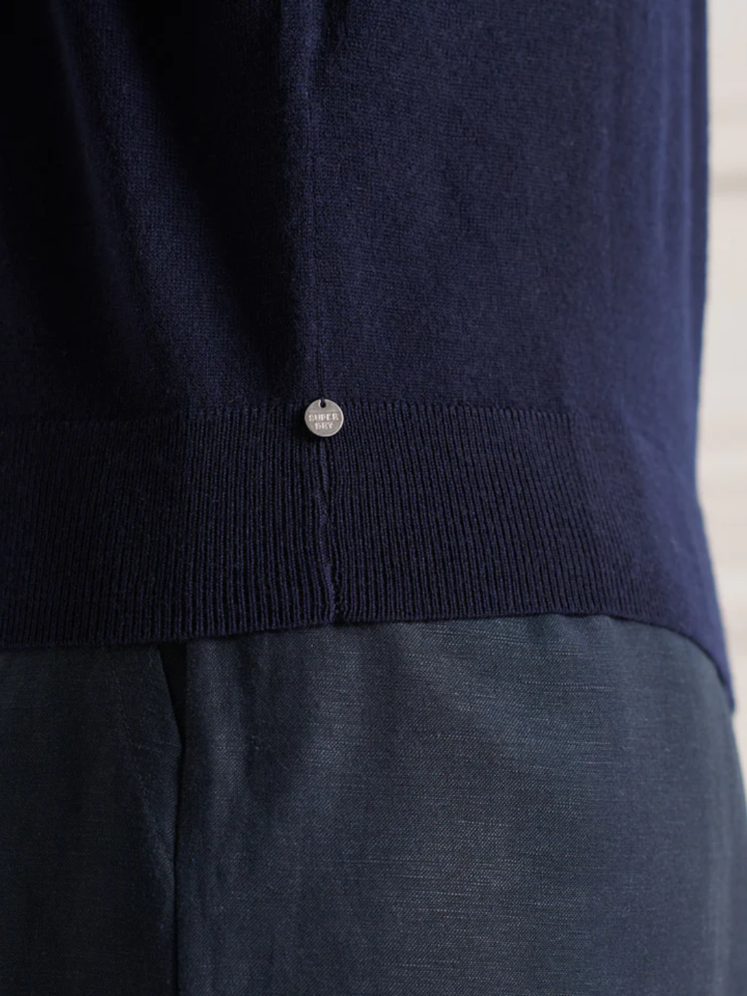 Marinblå Superdry Merino Turtleneck dam