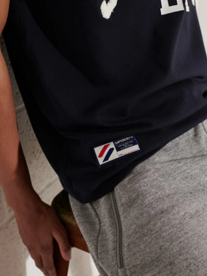 Mörk marinblå Superdry T-shirt