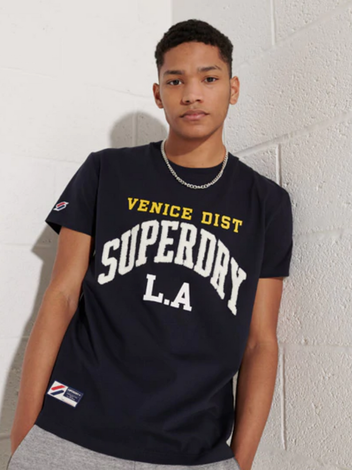 Mörk marinblå Superdry T-shirt