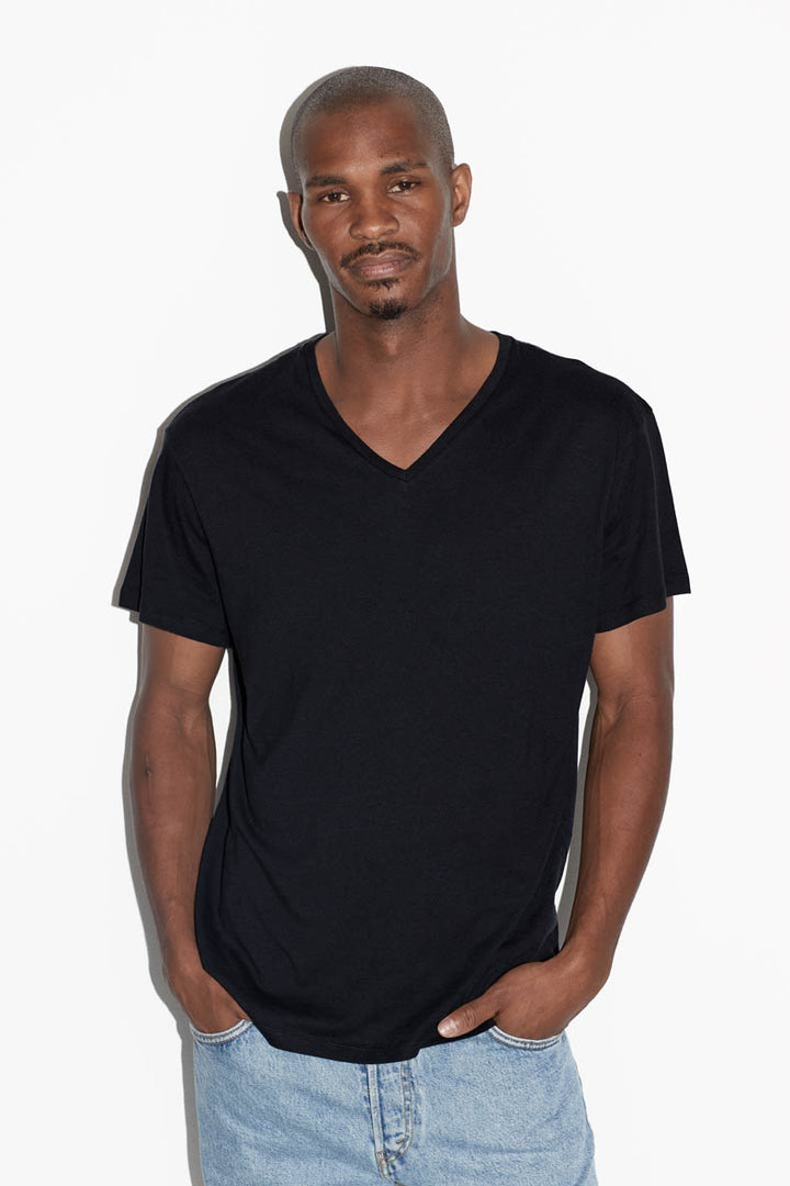 Simple V - neck T-shirt s 360° ICÔN